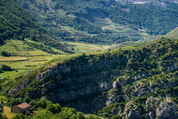 Valle Somiedo desde la ruta de la Braña de Mumián