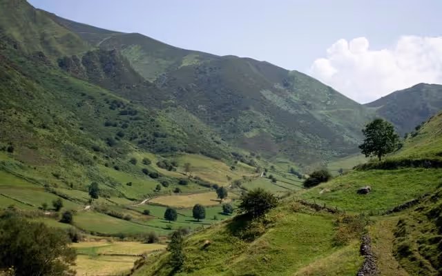 La Peral – Villar de Vildas route